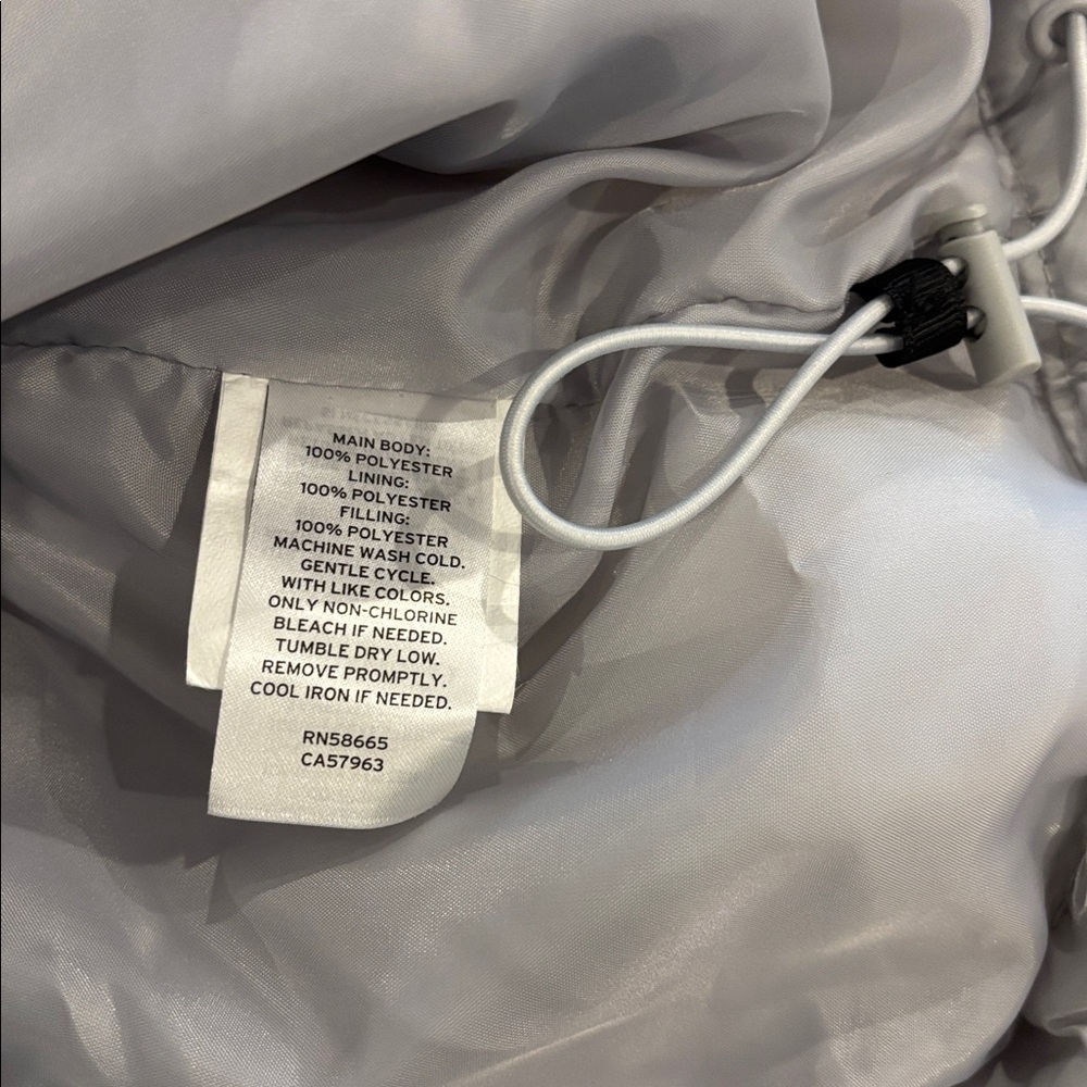 Nordstrom BP Juniors Silver Grey Puffer Jacket Size Small - Picture 6 of 6